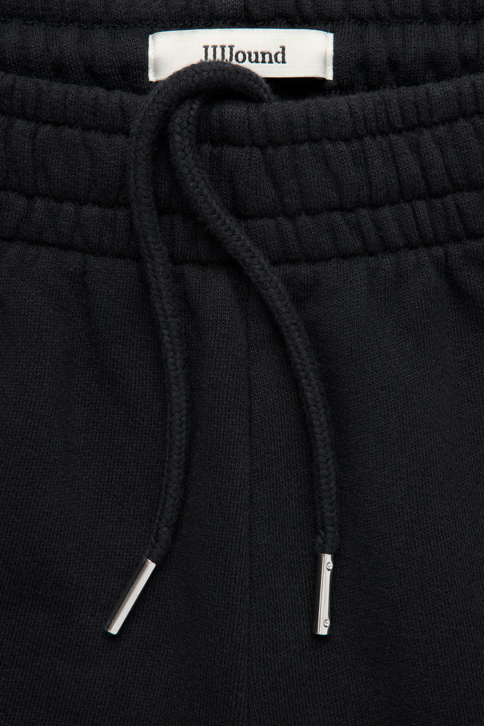 J2000_SWEATPANTS_BLACK_02_UPDA