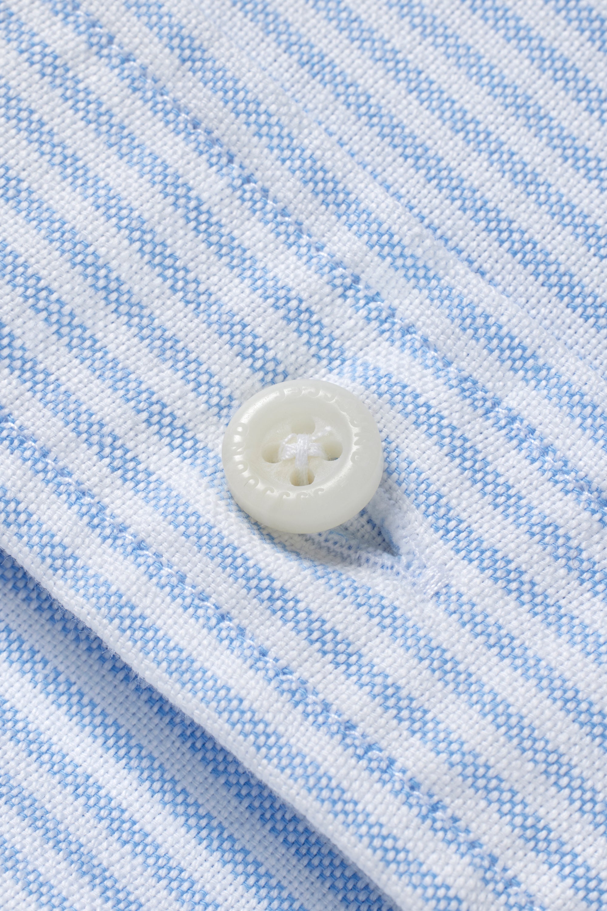 Lightweight Oxford - White/Blue Stripes