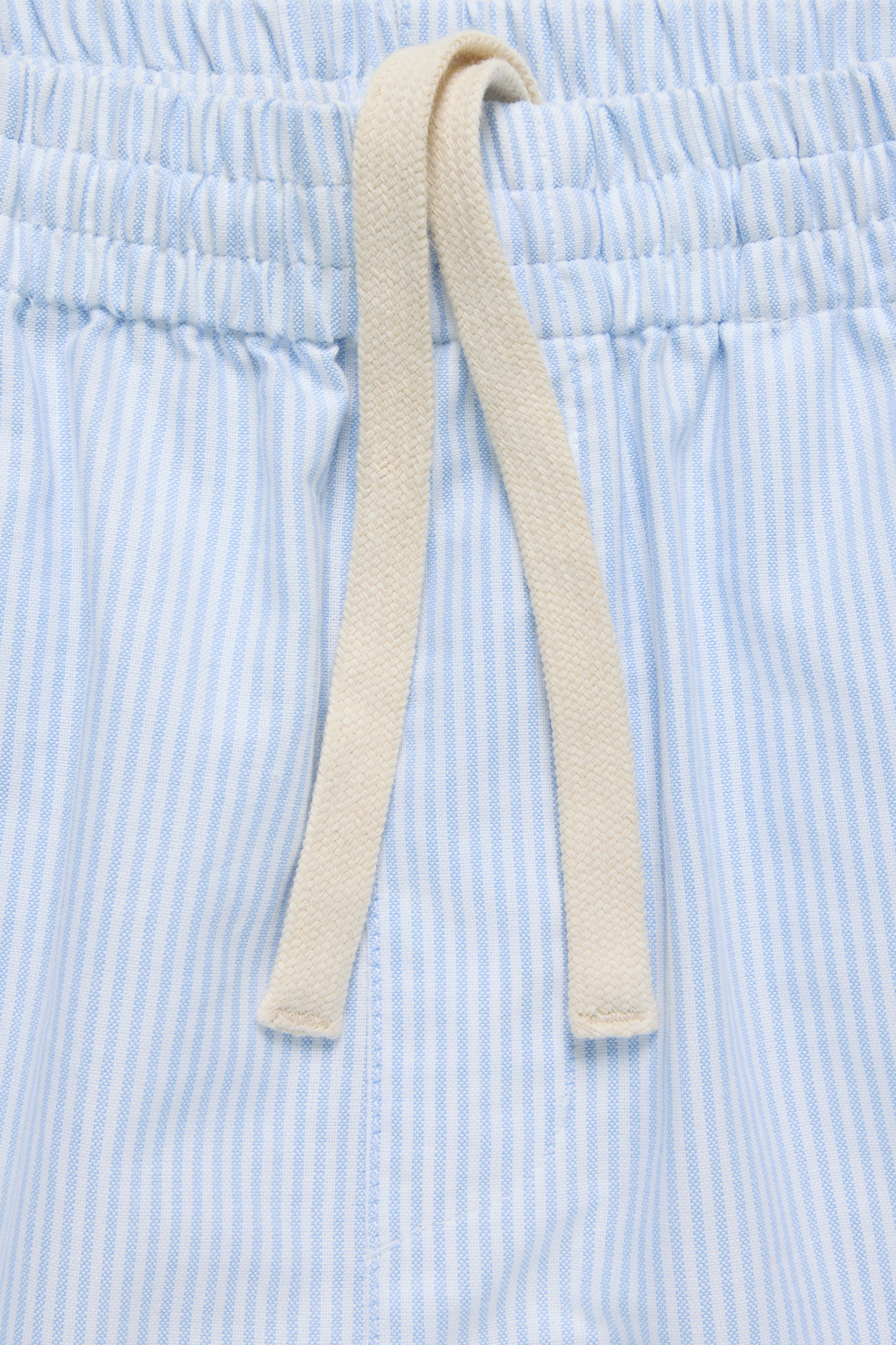 Weekend Oxford Short - White/Blue Stripes