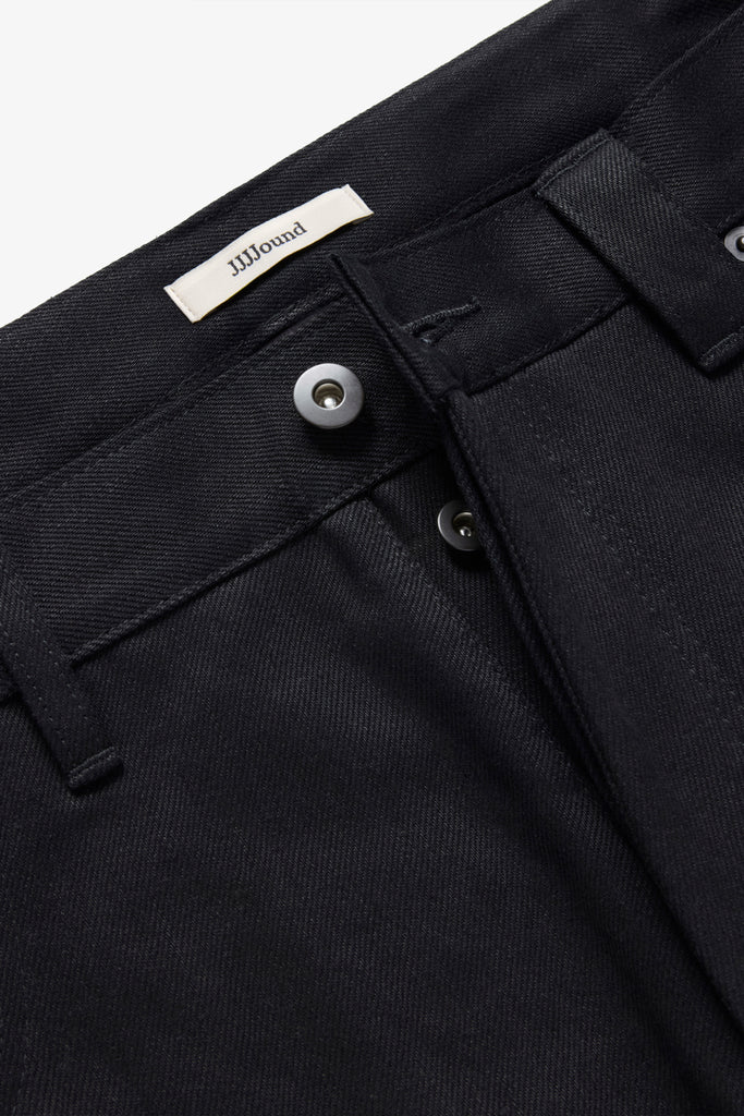 RELAXED_JEANS_BLACK_02_UPDATE_