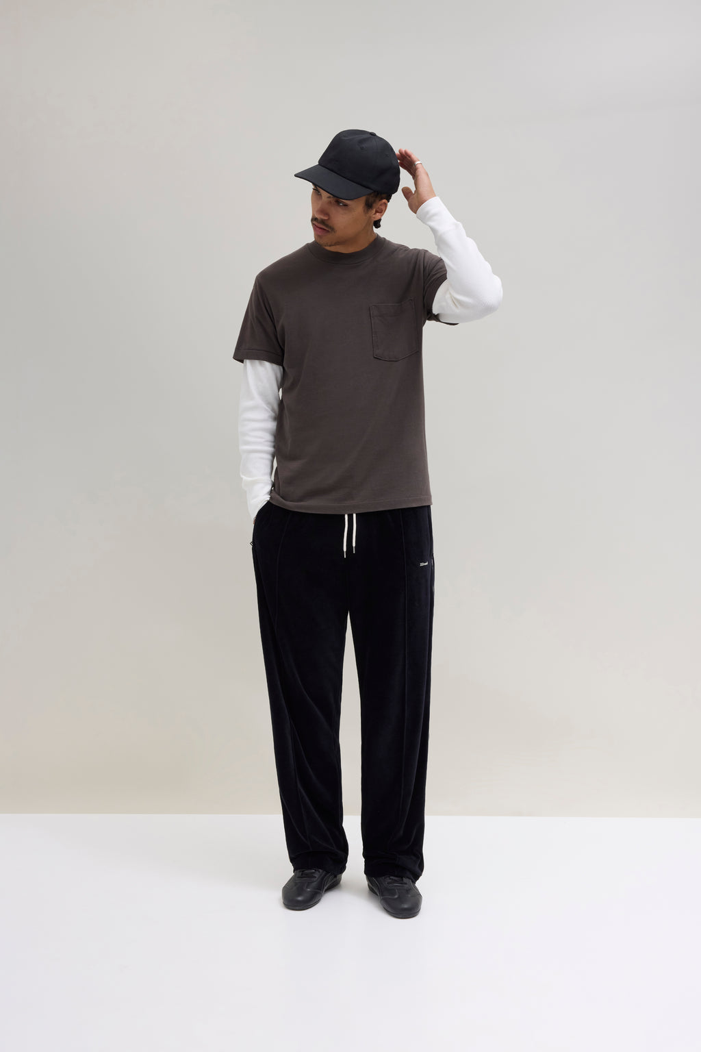 90s Pocket T-Shirt - Dark Brown