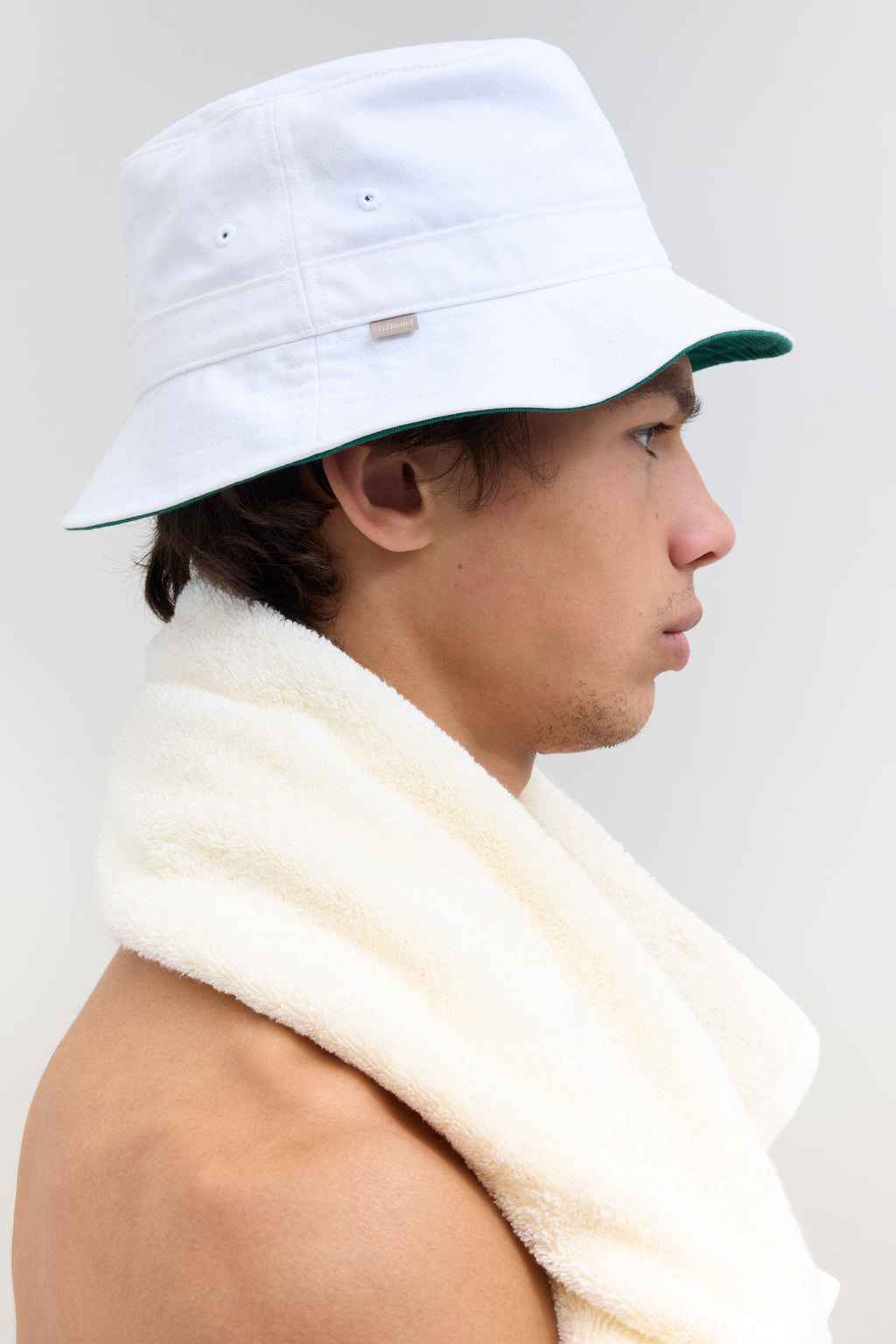 Bucket Hat Beach - White