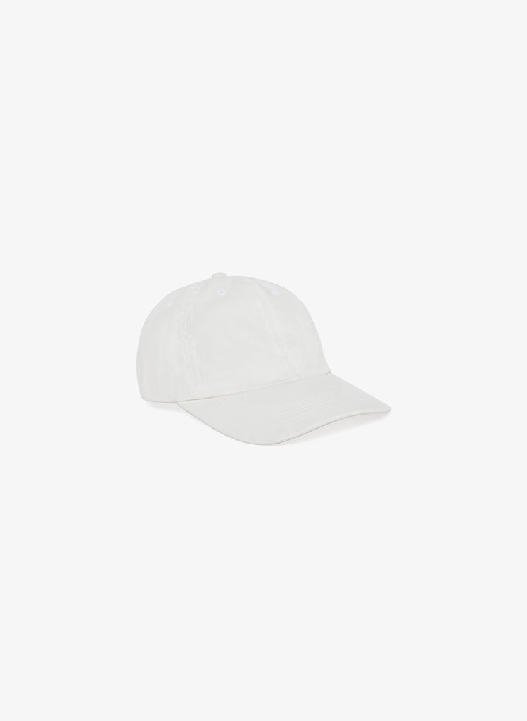 WEEKEND_CAP_WHITE_01_1024x1024
