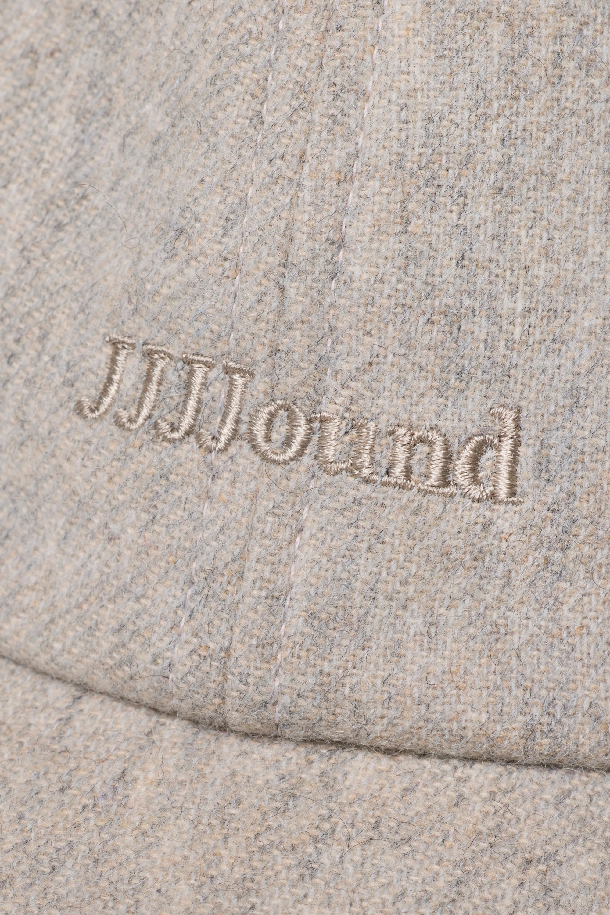 Logo Weekend Wool Cap - Oatmeal