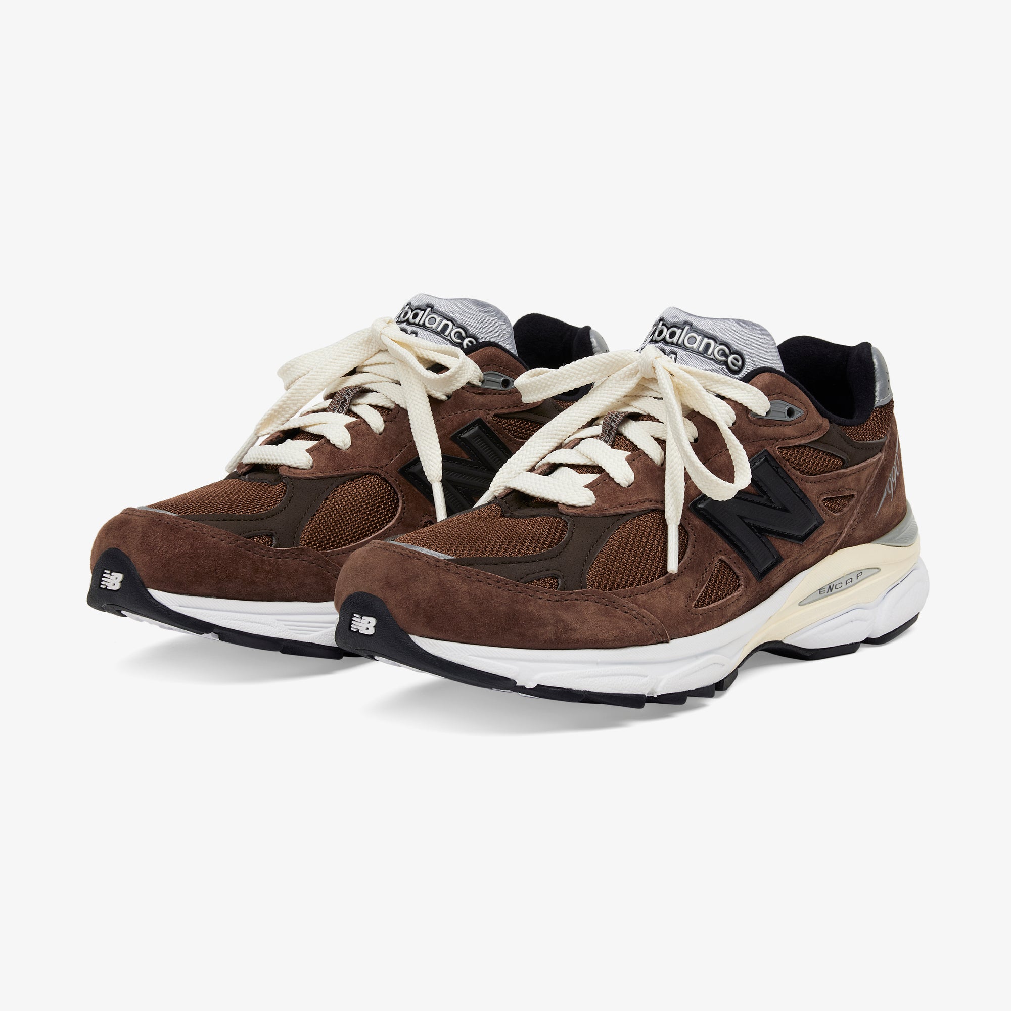 New Balance VI