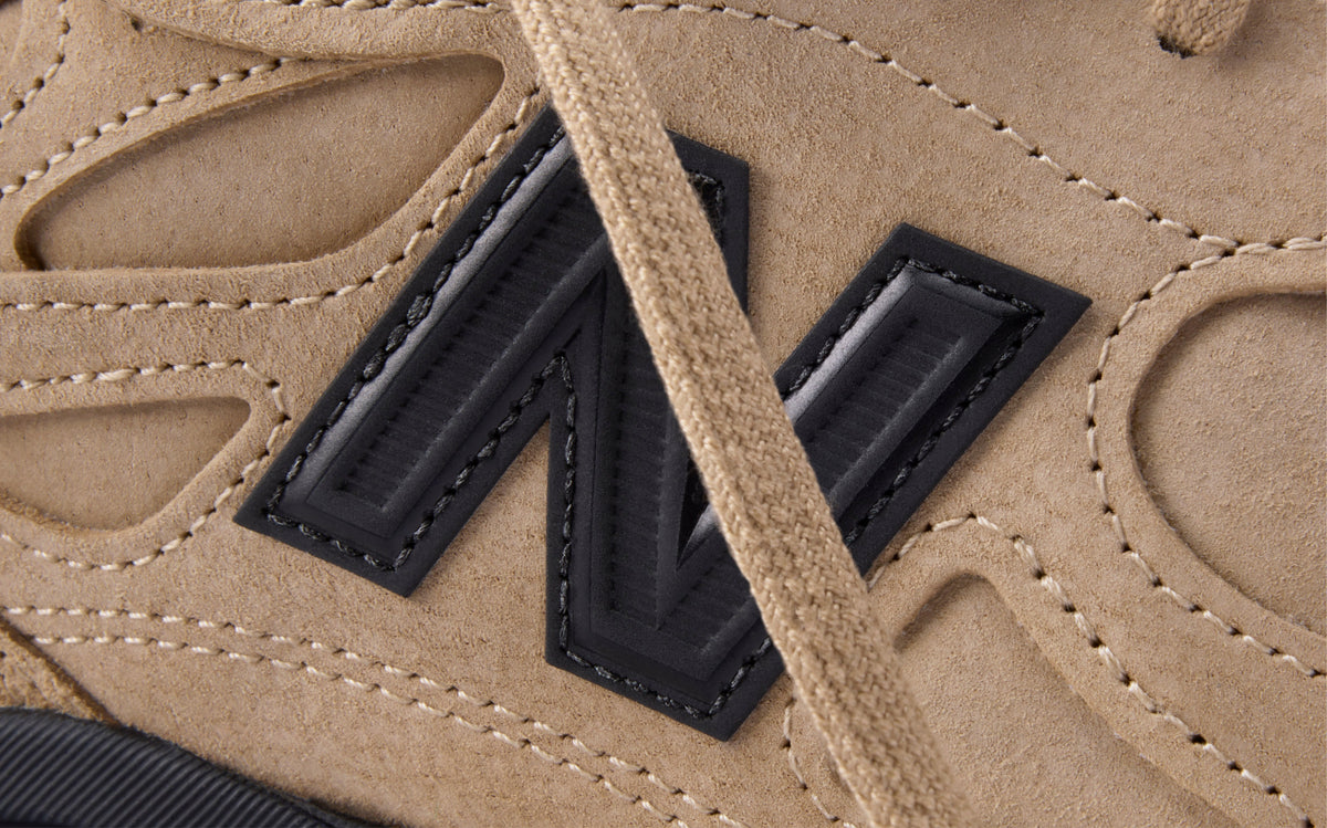 New Balance 990v3 - Suede