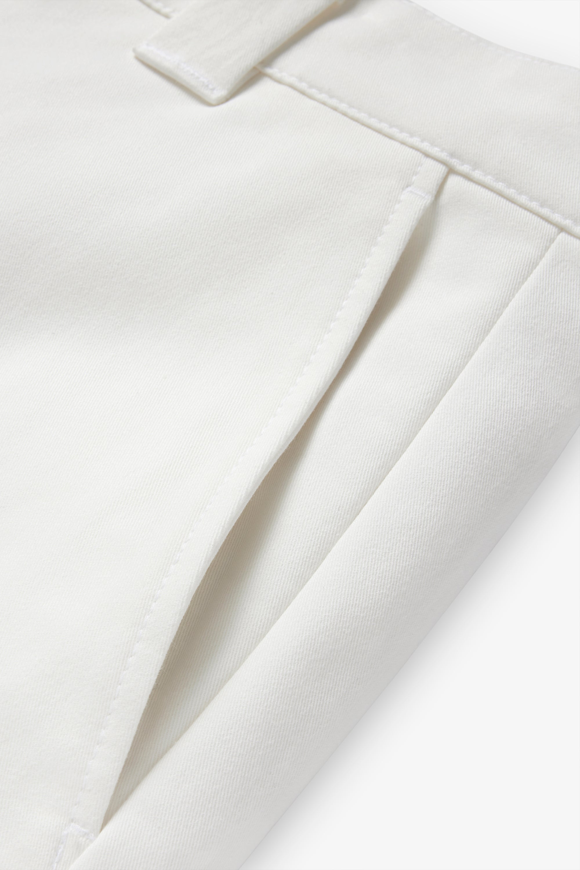 Relaxed Chino - Ivory