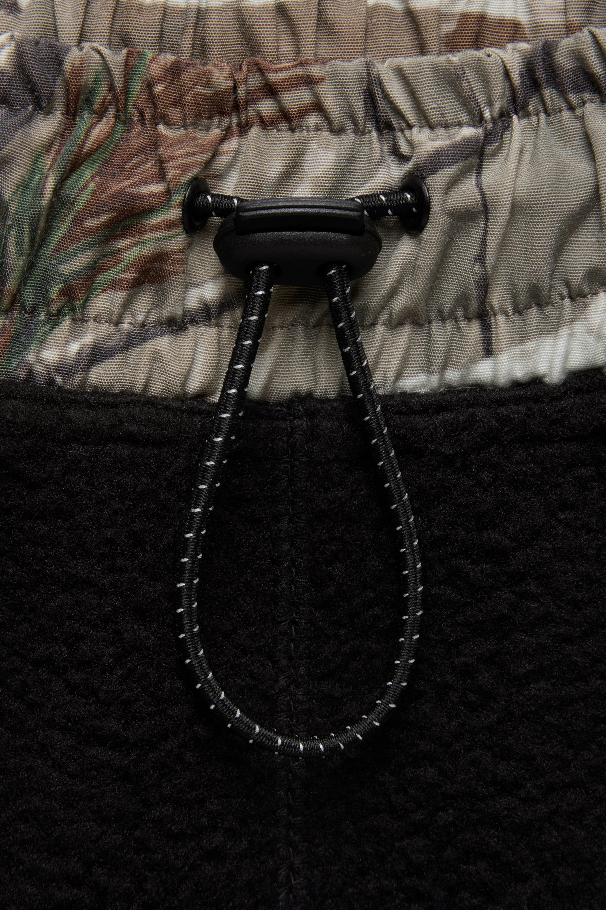 City Camper Bottom - Black/Realtree Camo