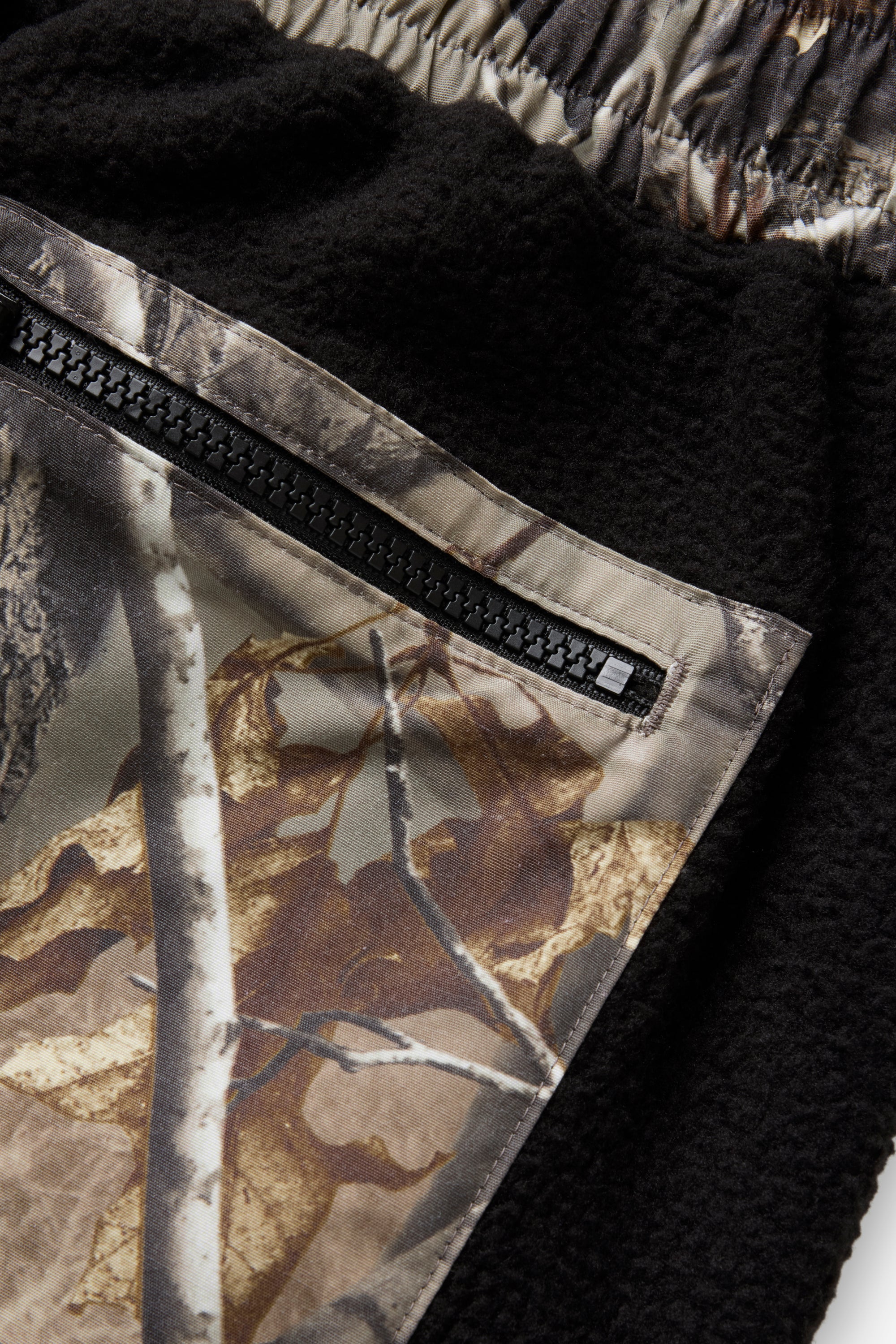 City Camper Bottom - Black/Realtree Camo