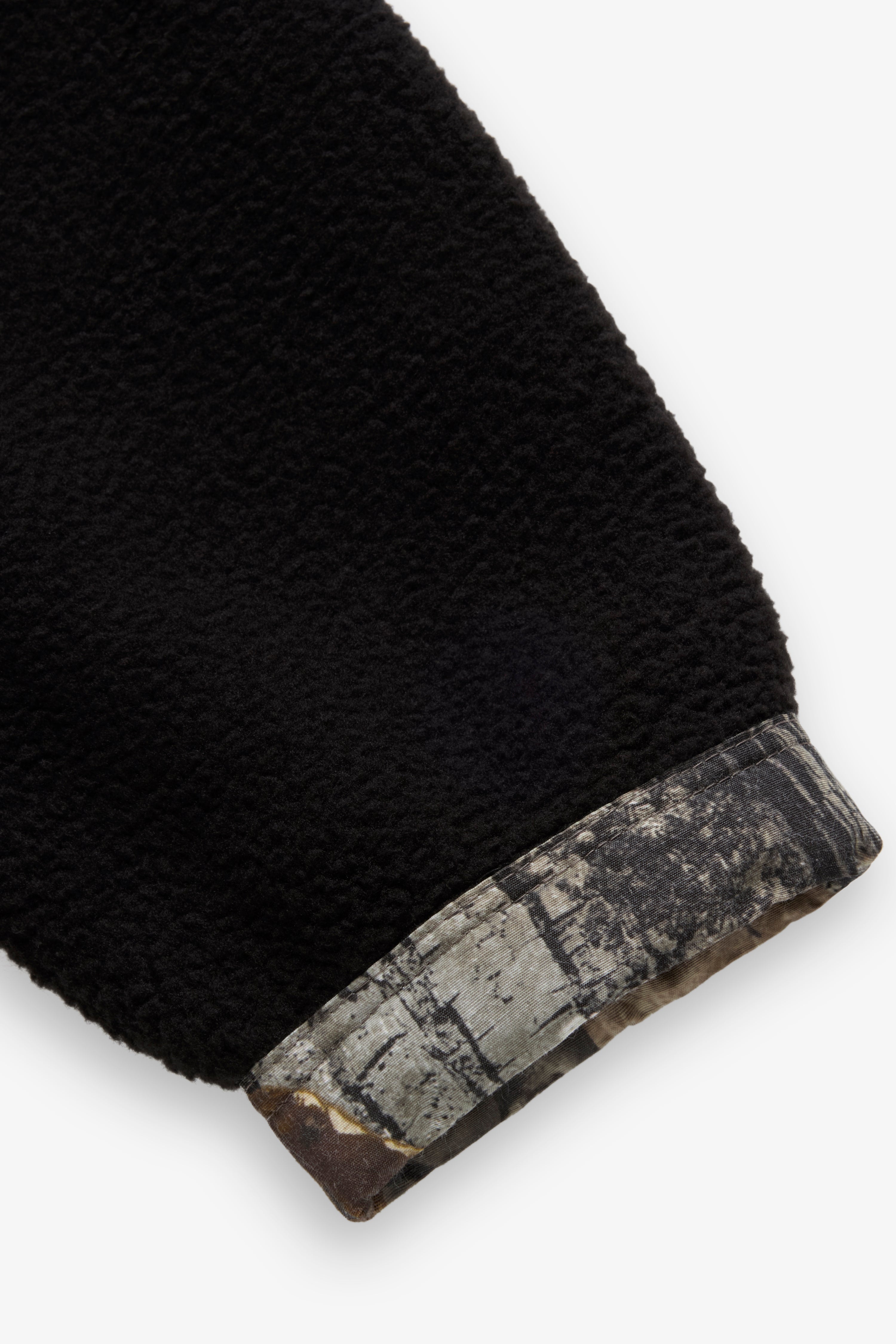 City Camper Top - Black/RealTree Camo – JJJJound