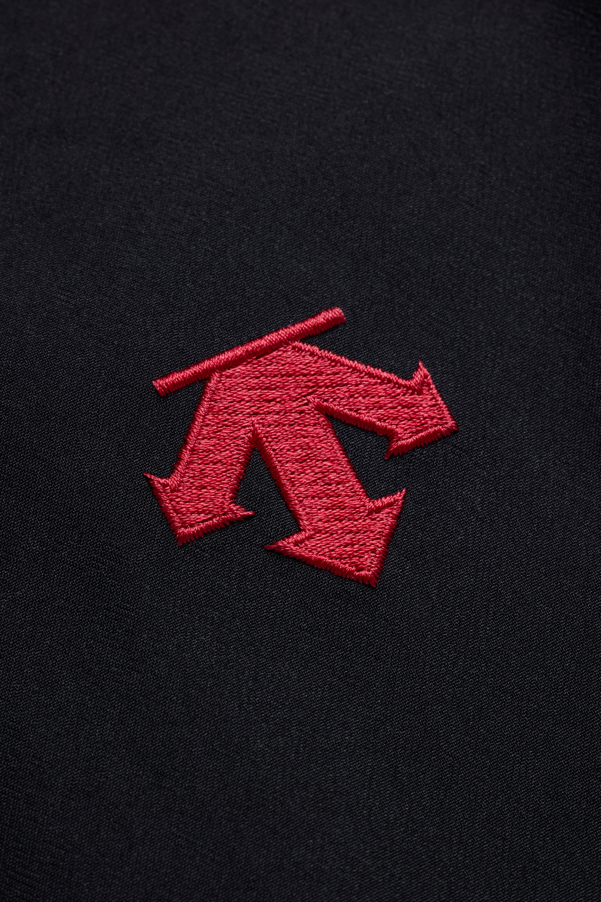 JJJJound Descente Hardshell Parka - Black/Charcoal