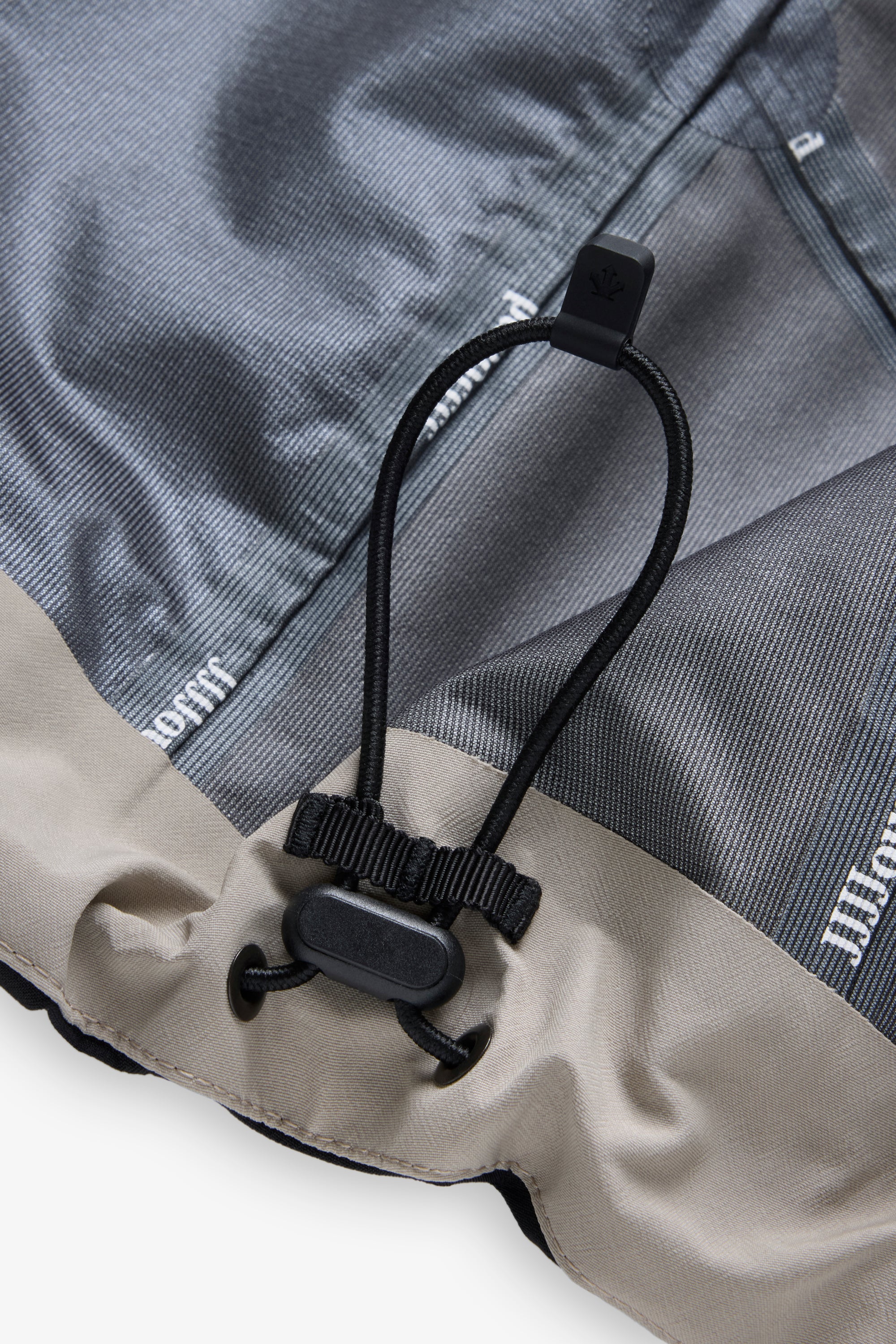 JJJJound Descente Hardshell Parka - Taupe/Charcoal