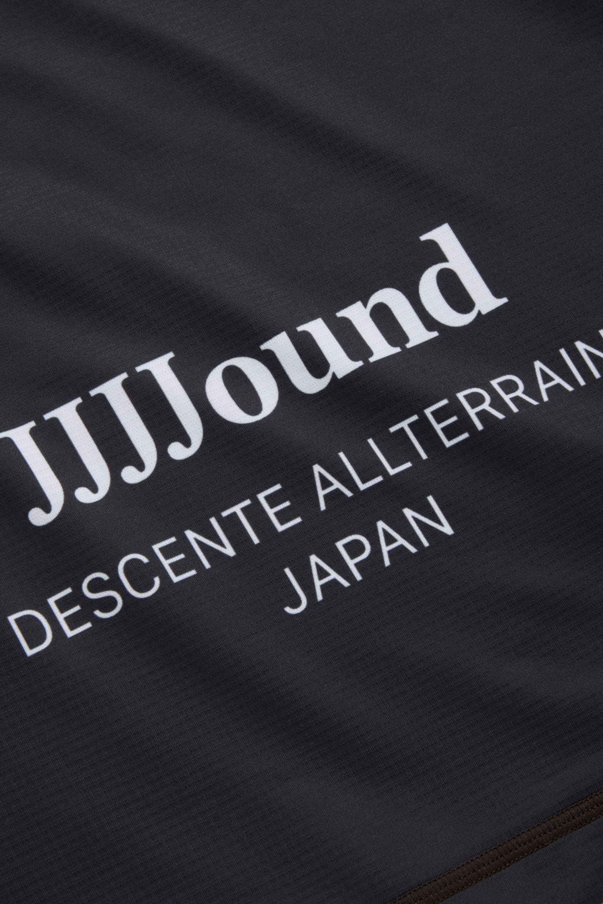 JJJJound Descente Warm-Up Longsleeve - Charcoal