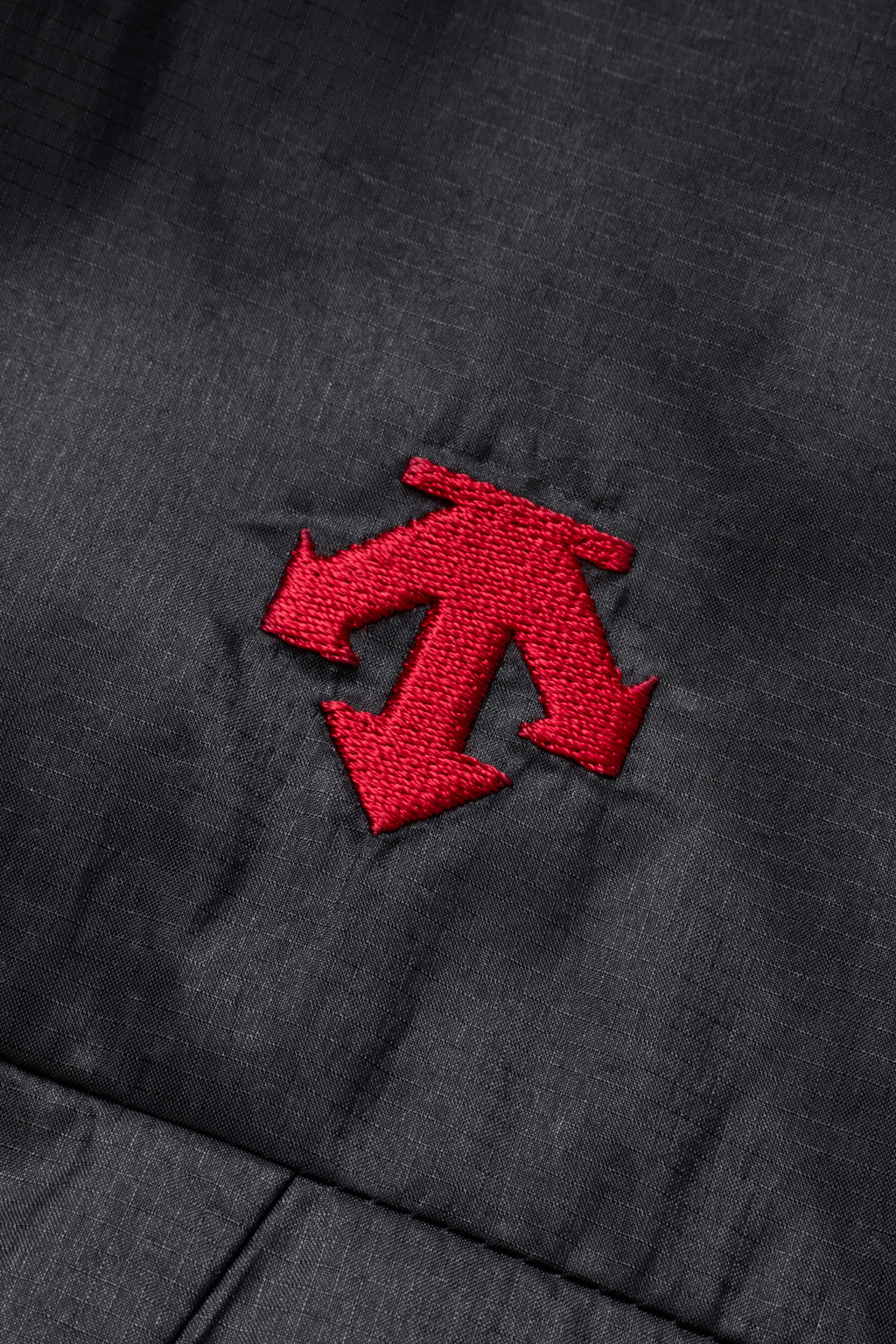 JJJJound Descente Reversible Jacket - Black/Charcoal