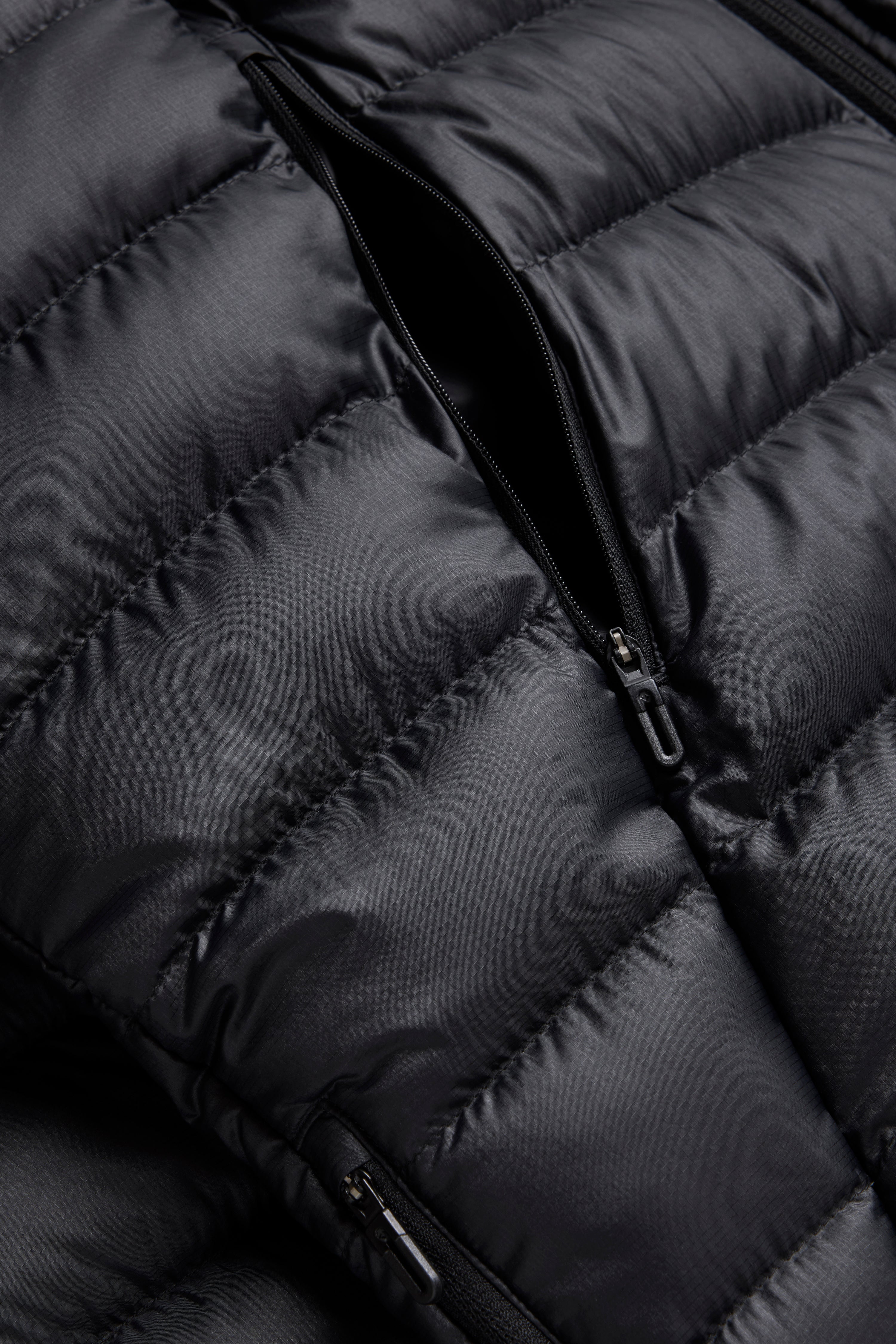 JJJJound Descente Down Jacket - Black/Charcoal