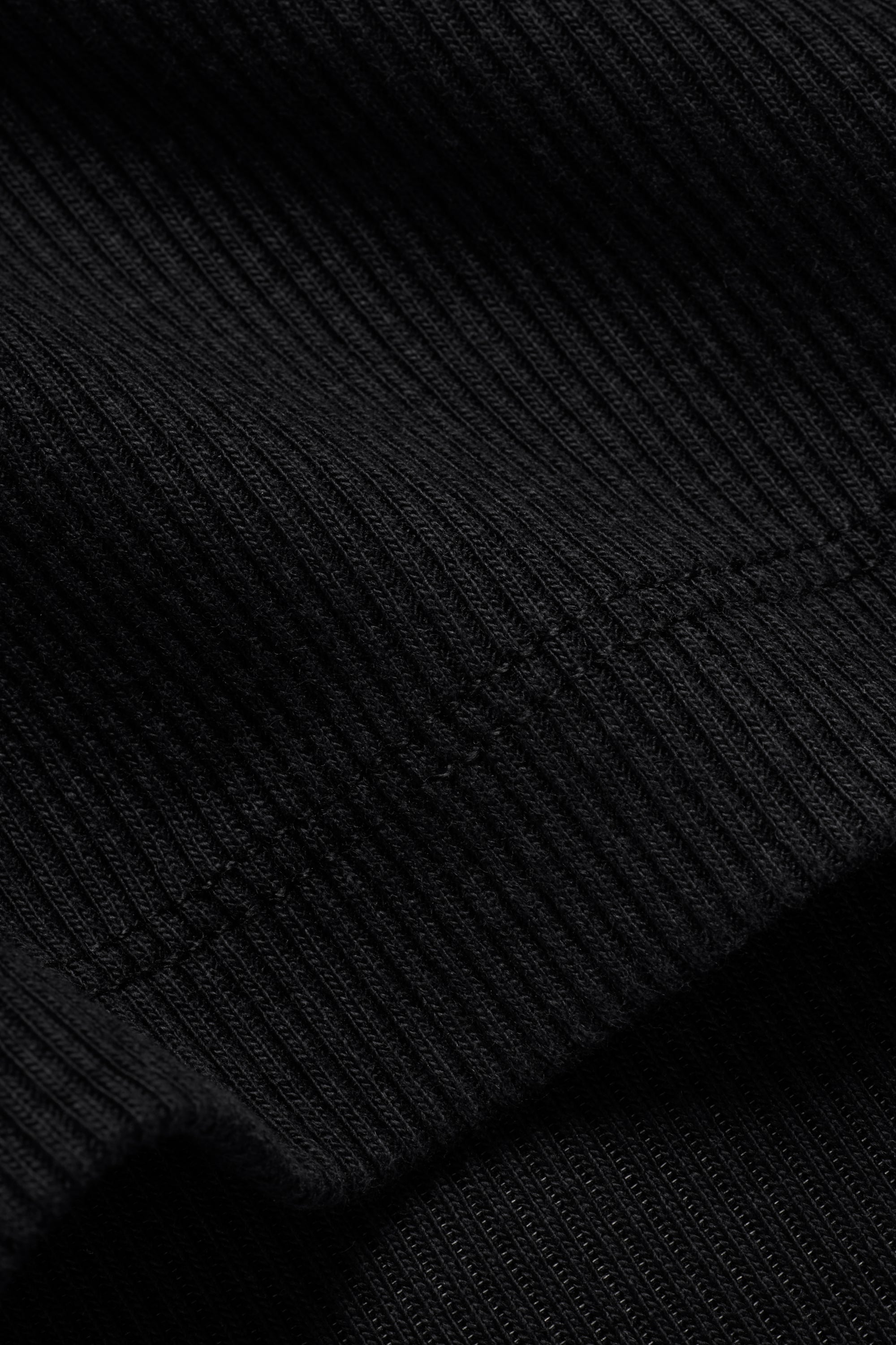70s Ribbed T-Shirt - Black