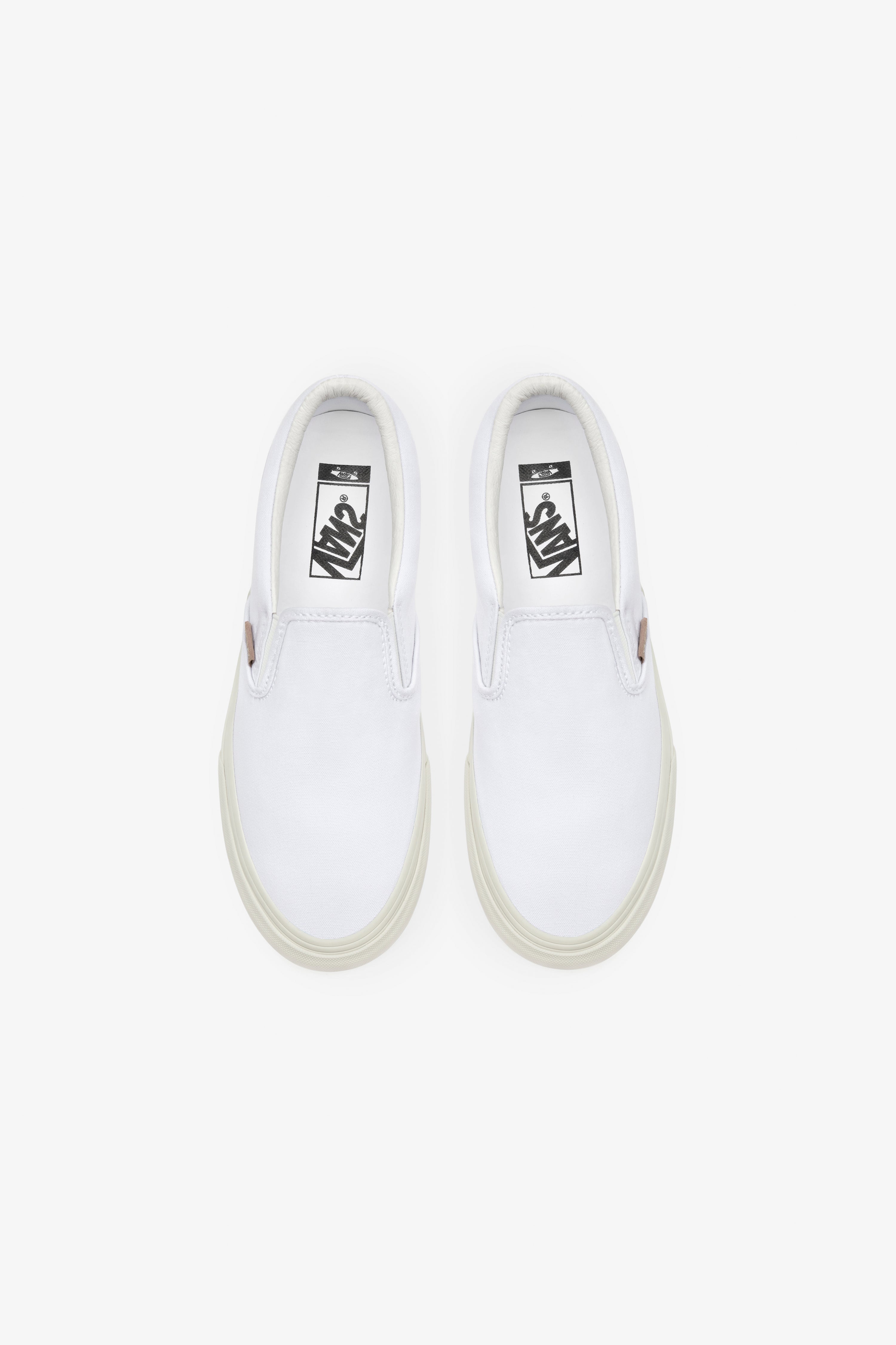 VANS｜SLIP-ONS (Vault x JJJJound Classic Slip-On LX - Tr JJJJound x Vault By Vans Summer 2023 Collection | Nice Kicks