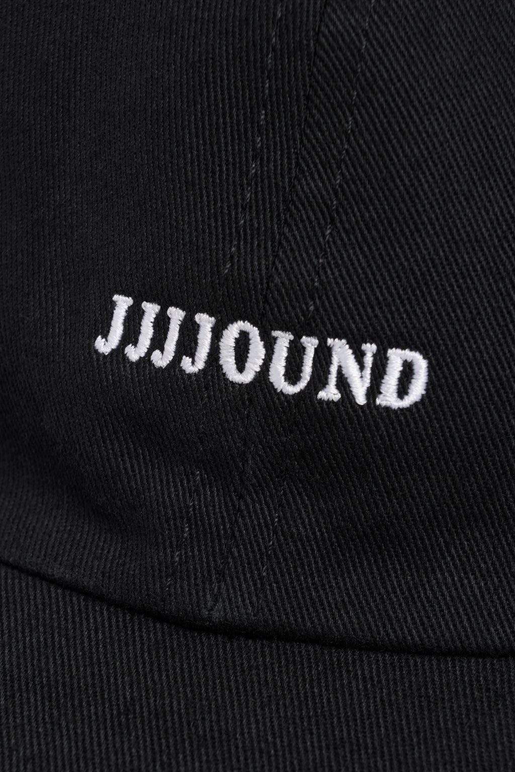 Logo Weekend Cap - Black/White