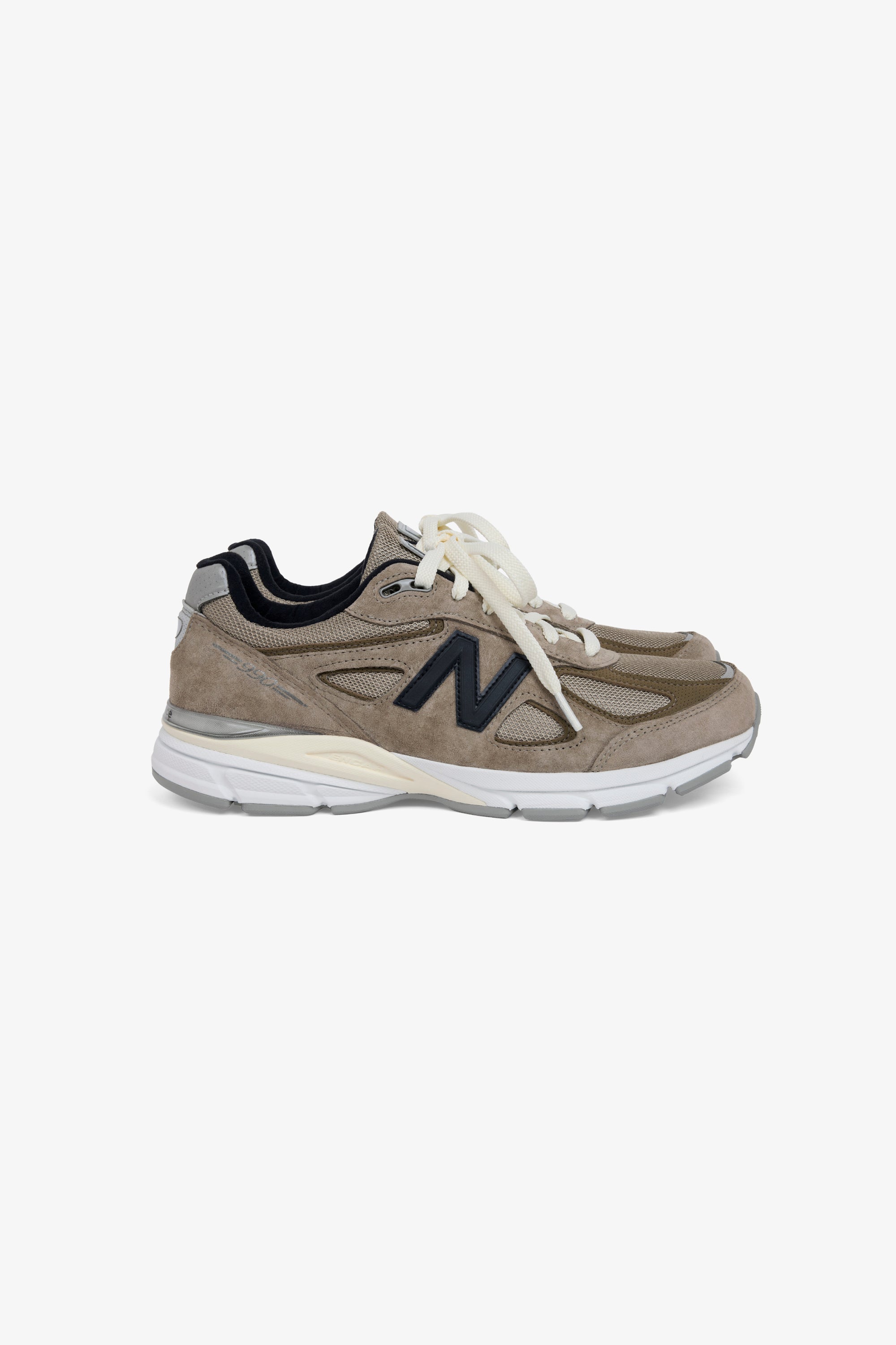 JJJJound New Balance 990v4 - Mushroom