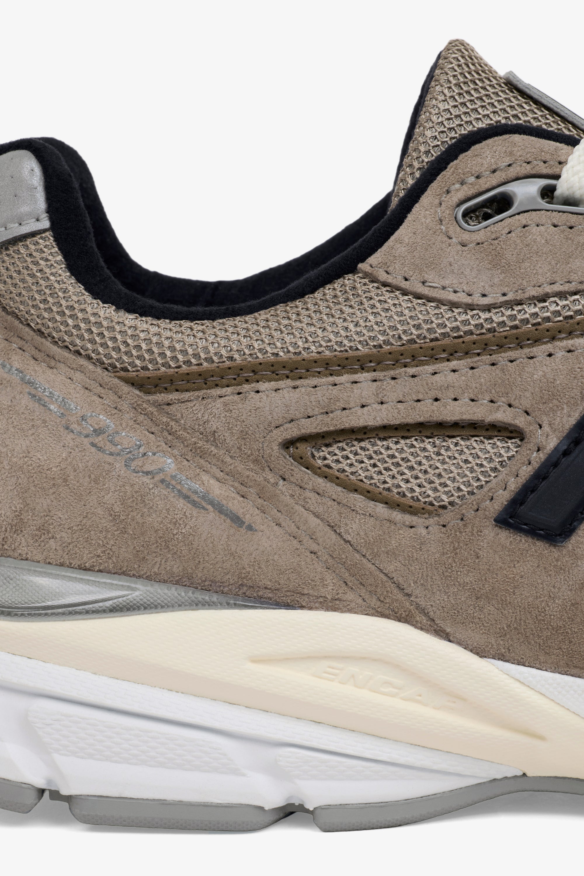 JJJJound New Balance 990v4 - Mushroom