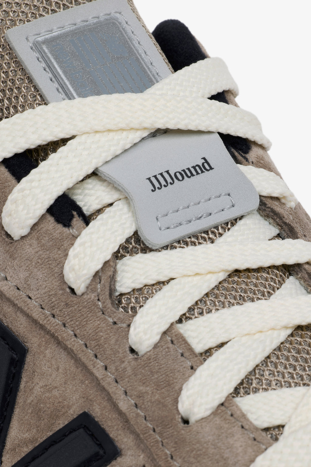 JJJJound New Balance 990v4 - Mushroom