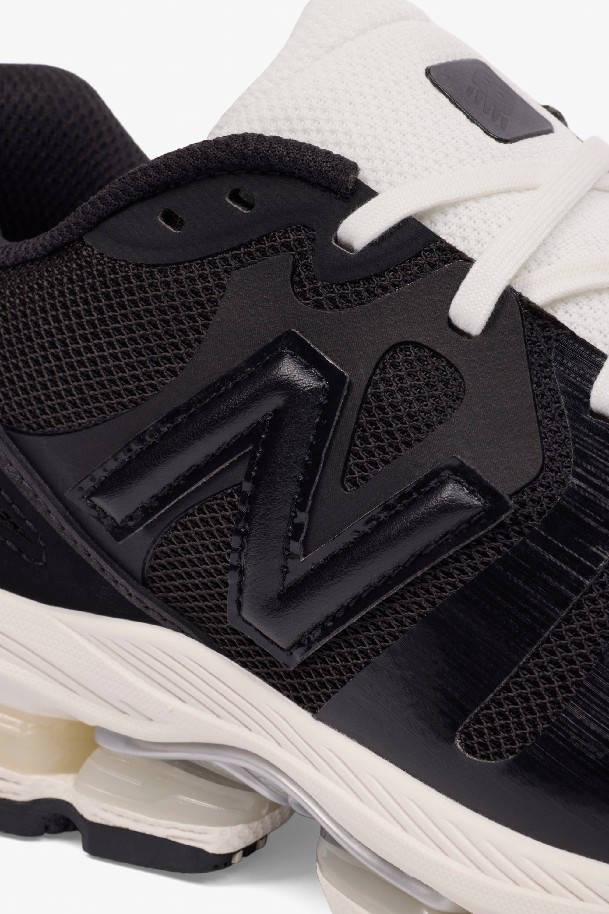 JJJJound New Balance 1890 - Black