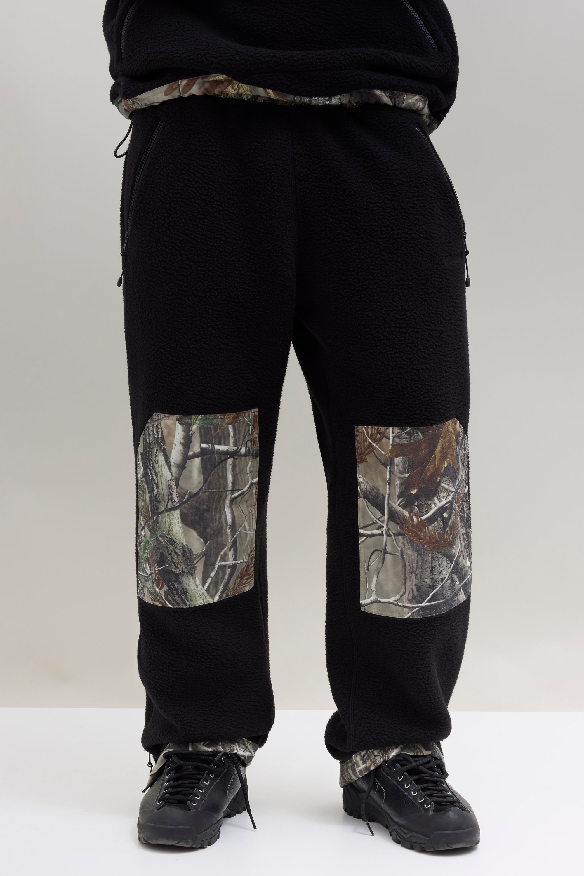 City Camper Bottom - Black/Realtree Camo