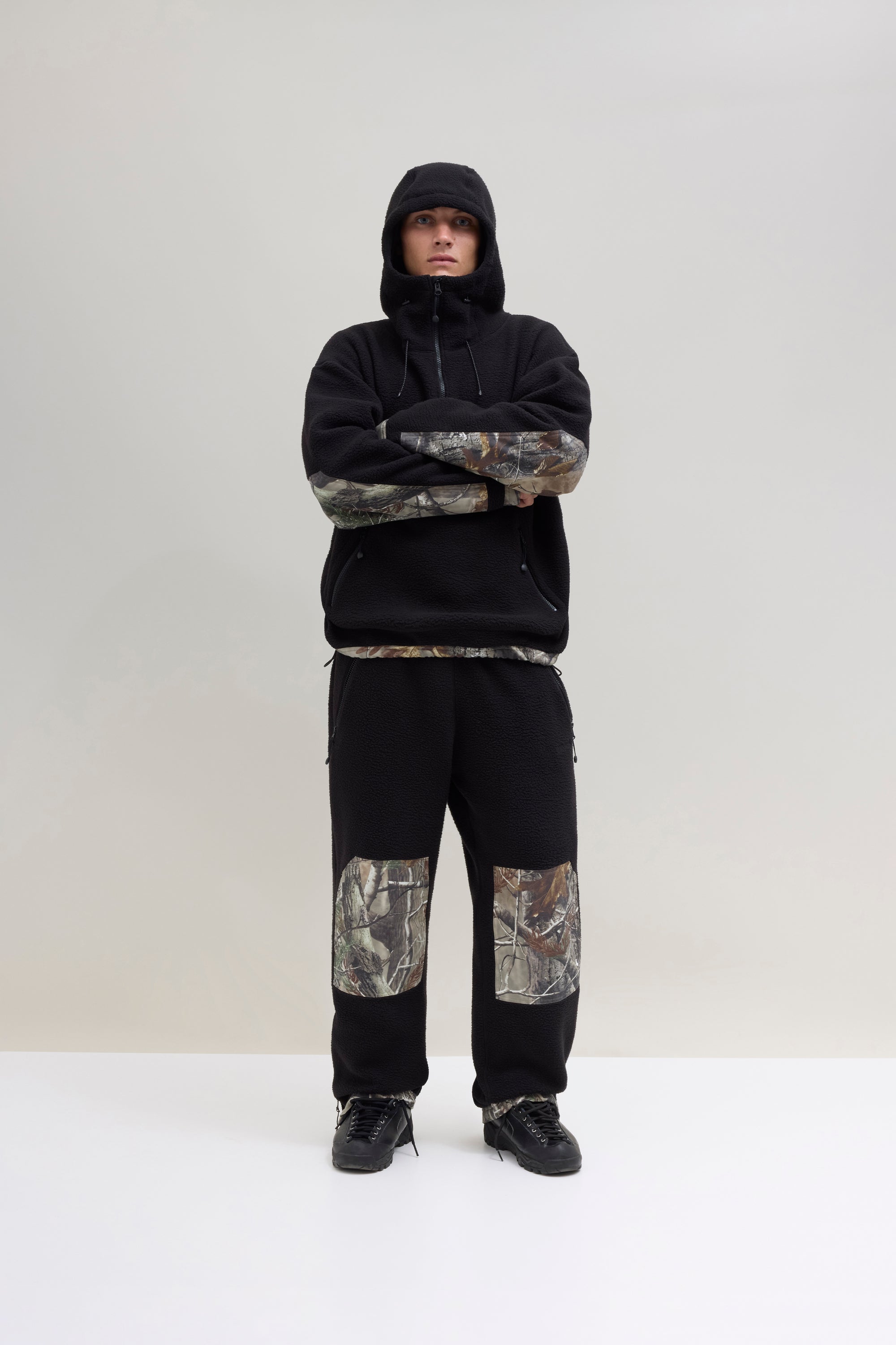 City Camper Bottom - Black/Realtree Camo