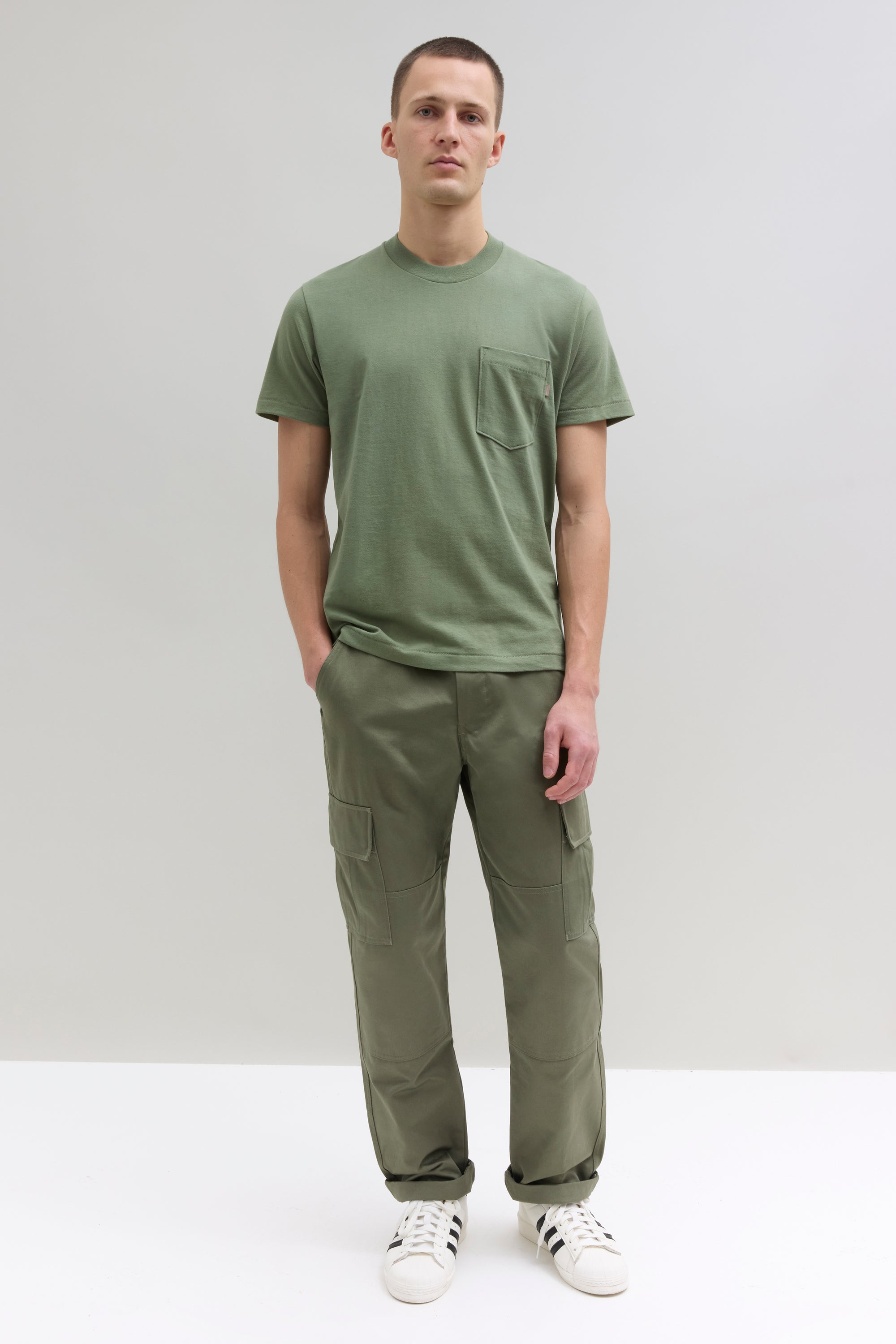 90s Pocket T-Shirt - Olive