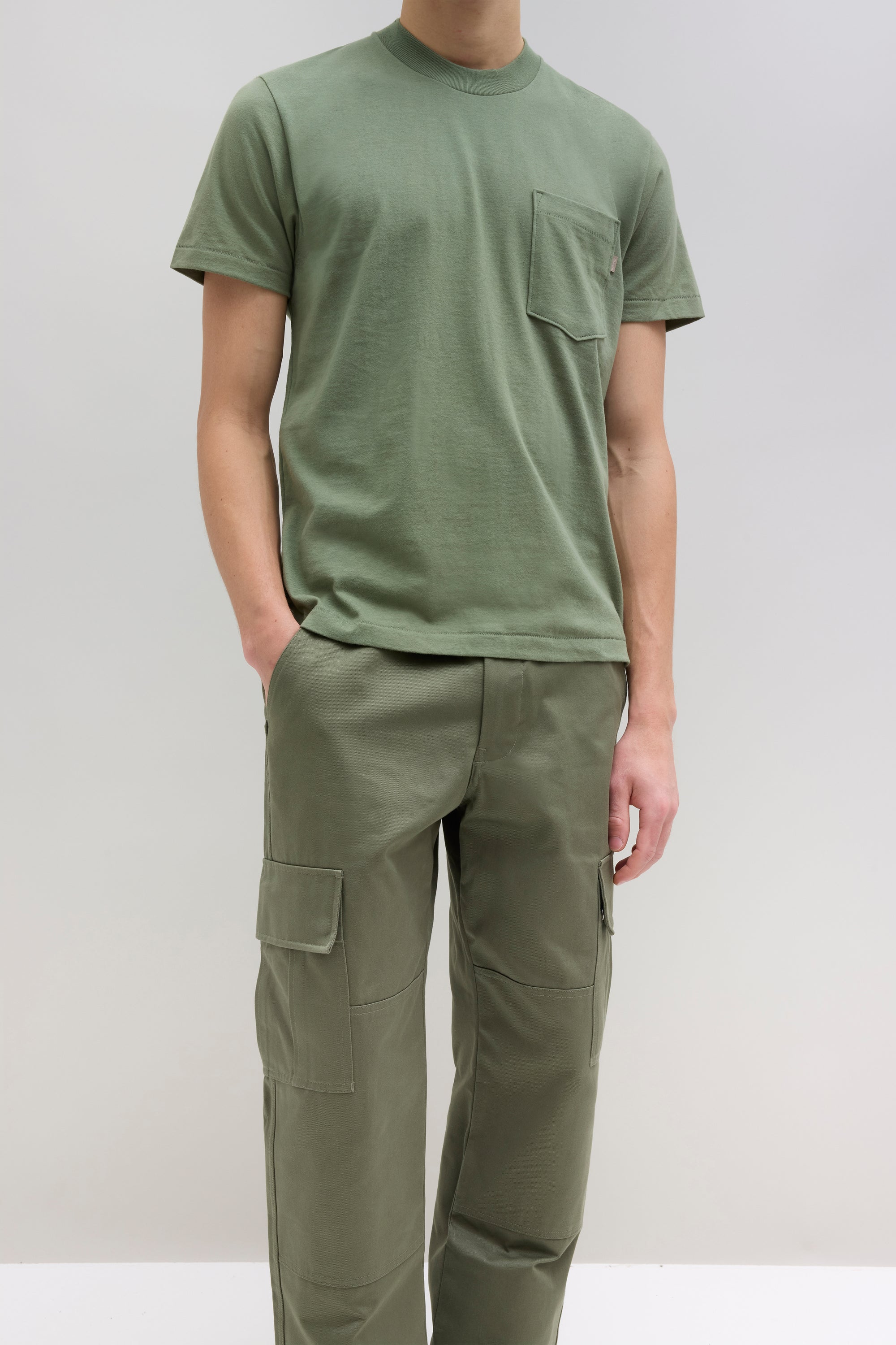 90s Pocket T-Shirt - Olive