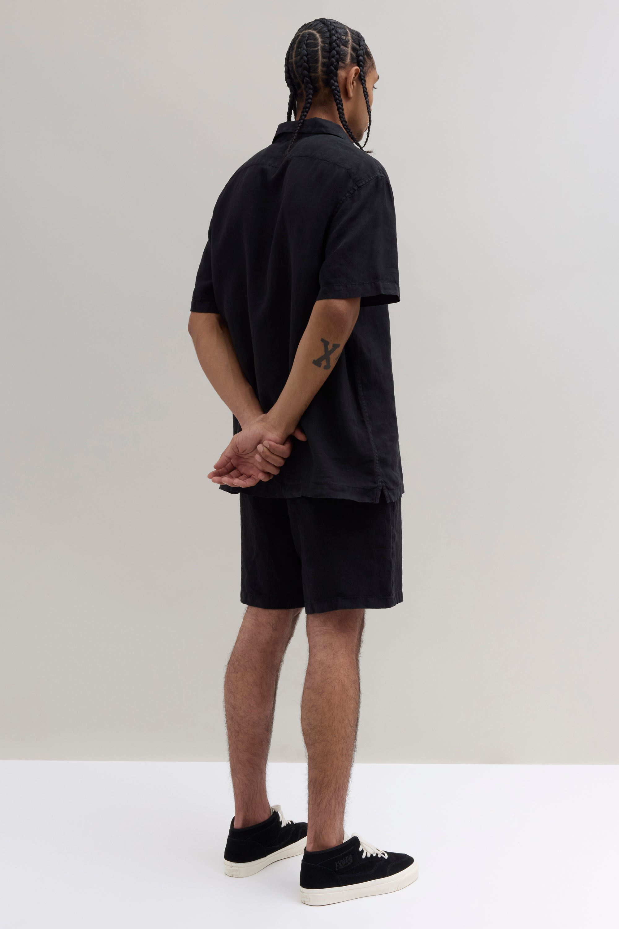 Weekend Linen Shirt - Black