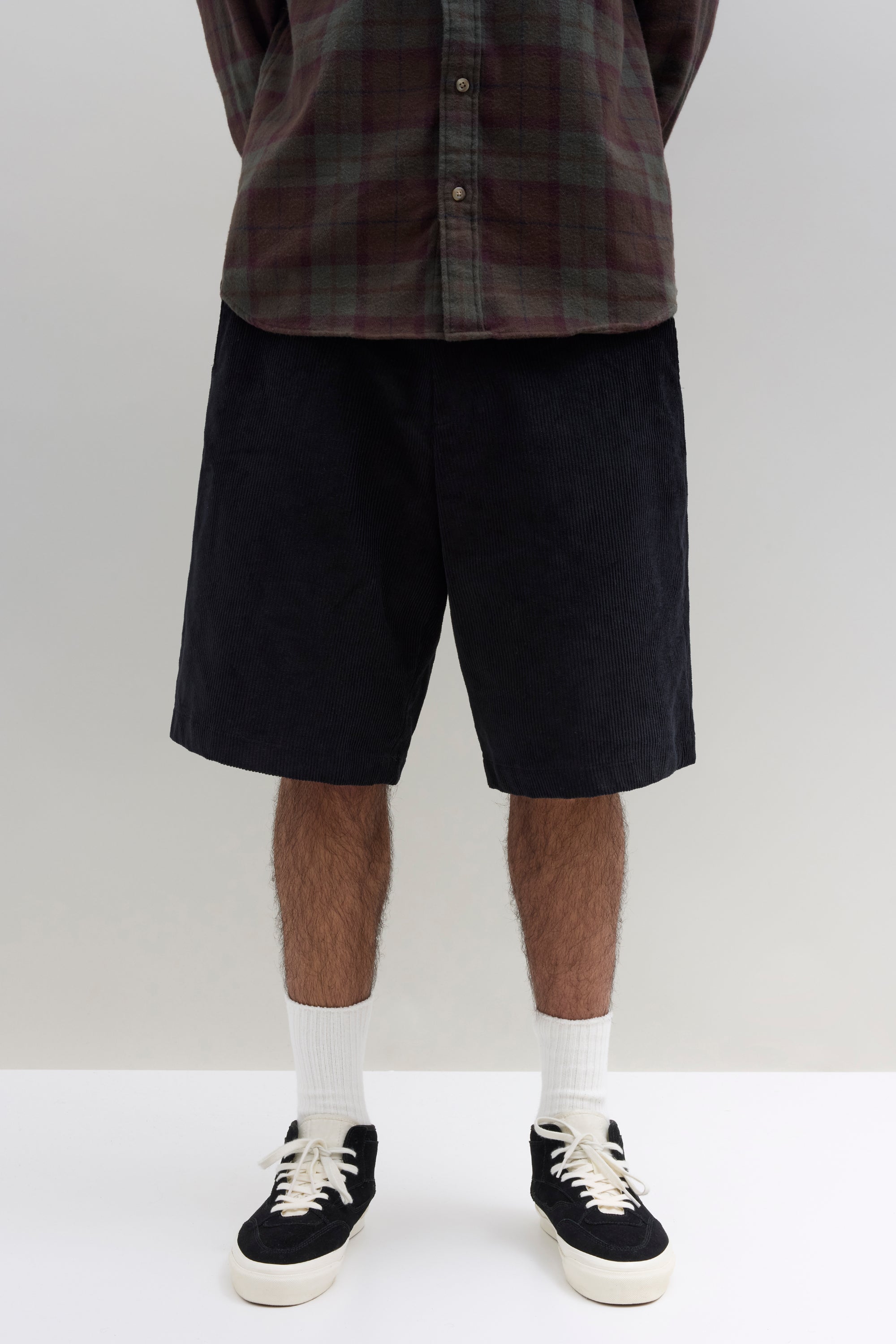 Big Corduroy Short - Black
