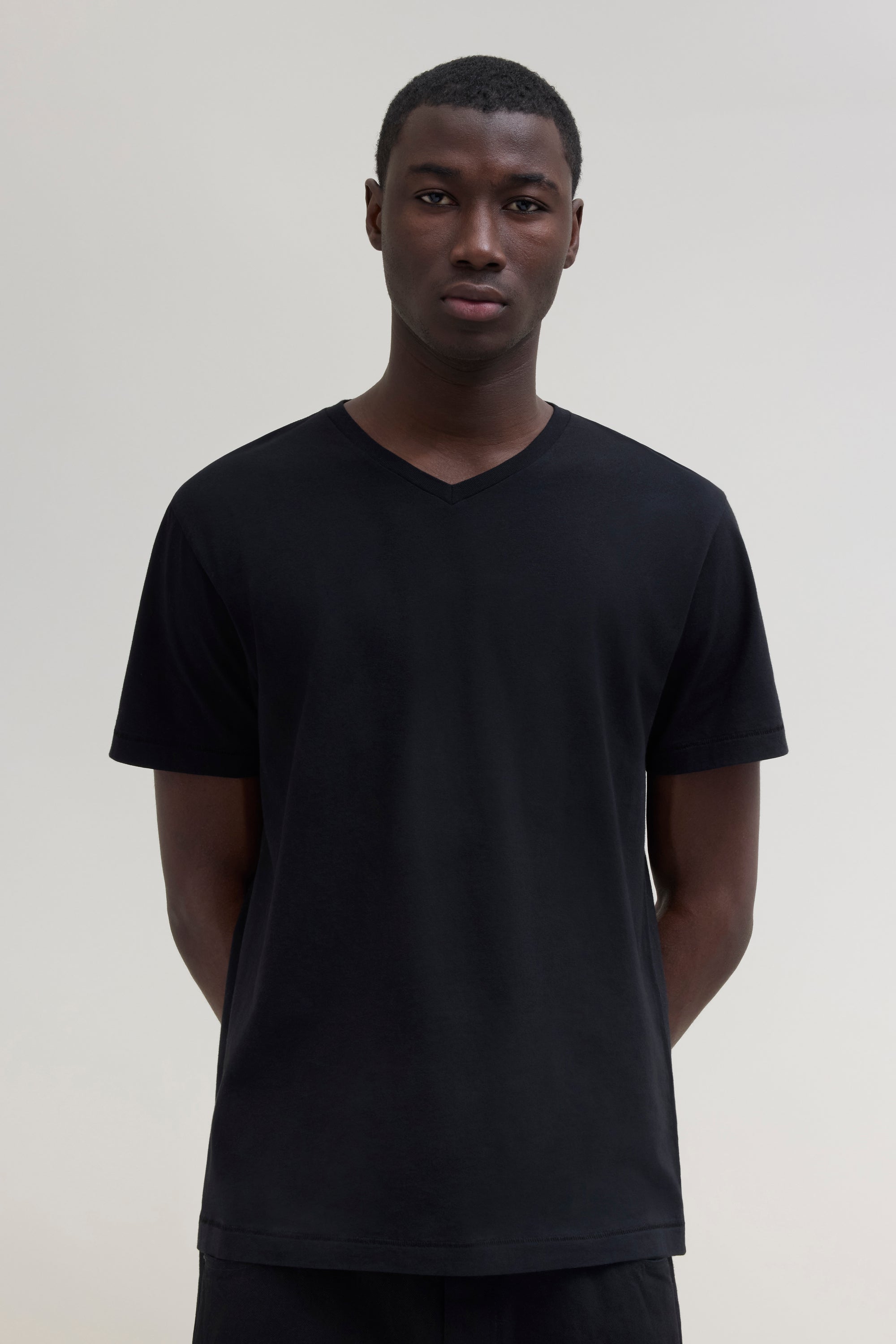 Lightweight V Neck T-Shirt - Black
