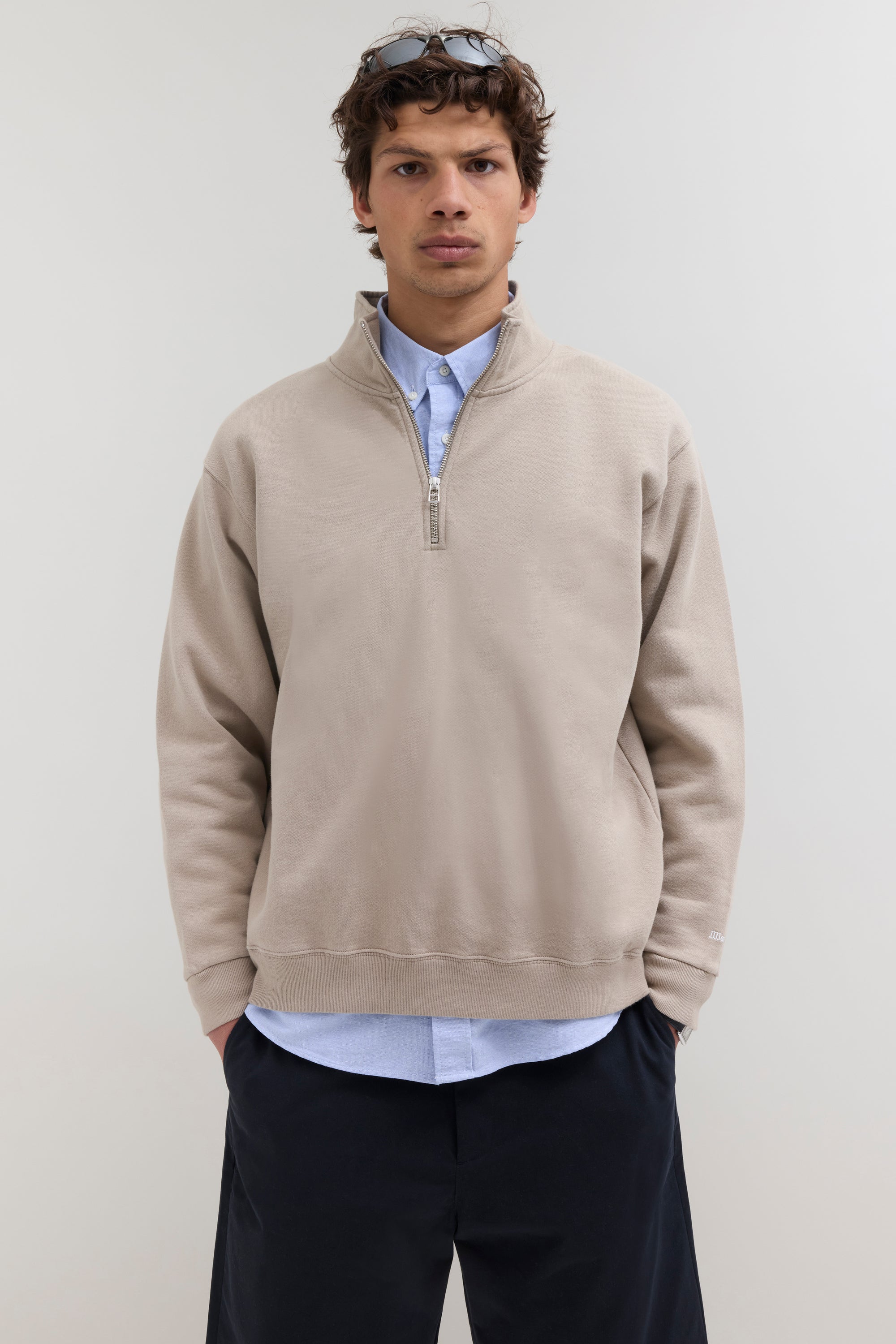 2000s Quarter Zip Sweatshirt - Taupe