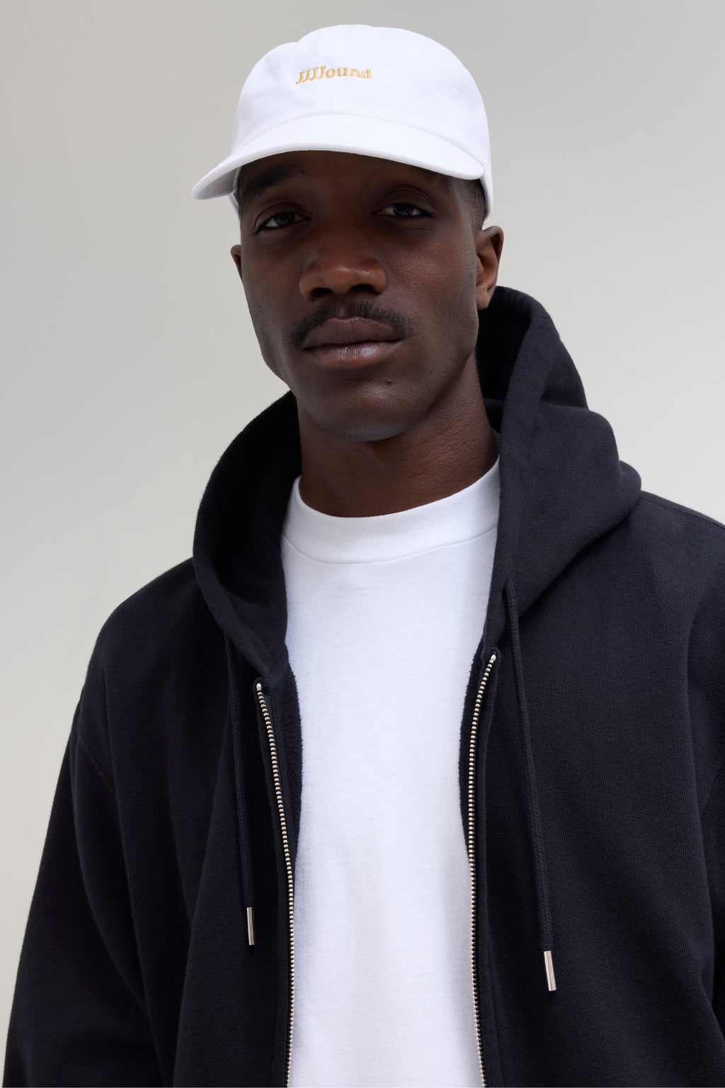 Logo Weekend Cap - White/Gold