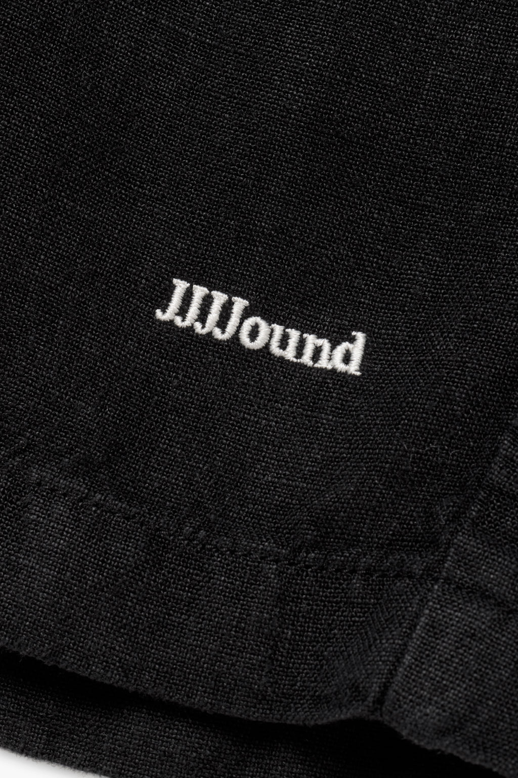 Logo Weekend Linen Short - Black