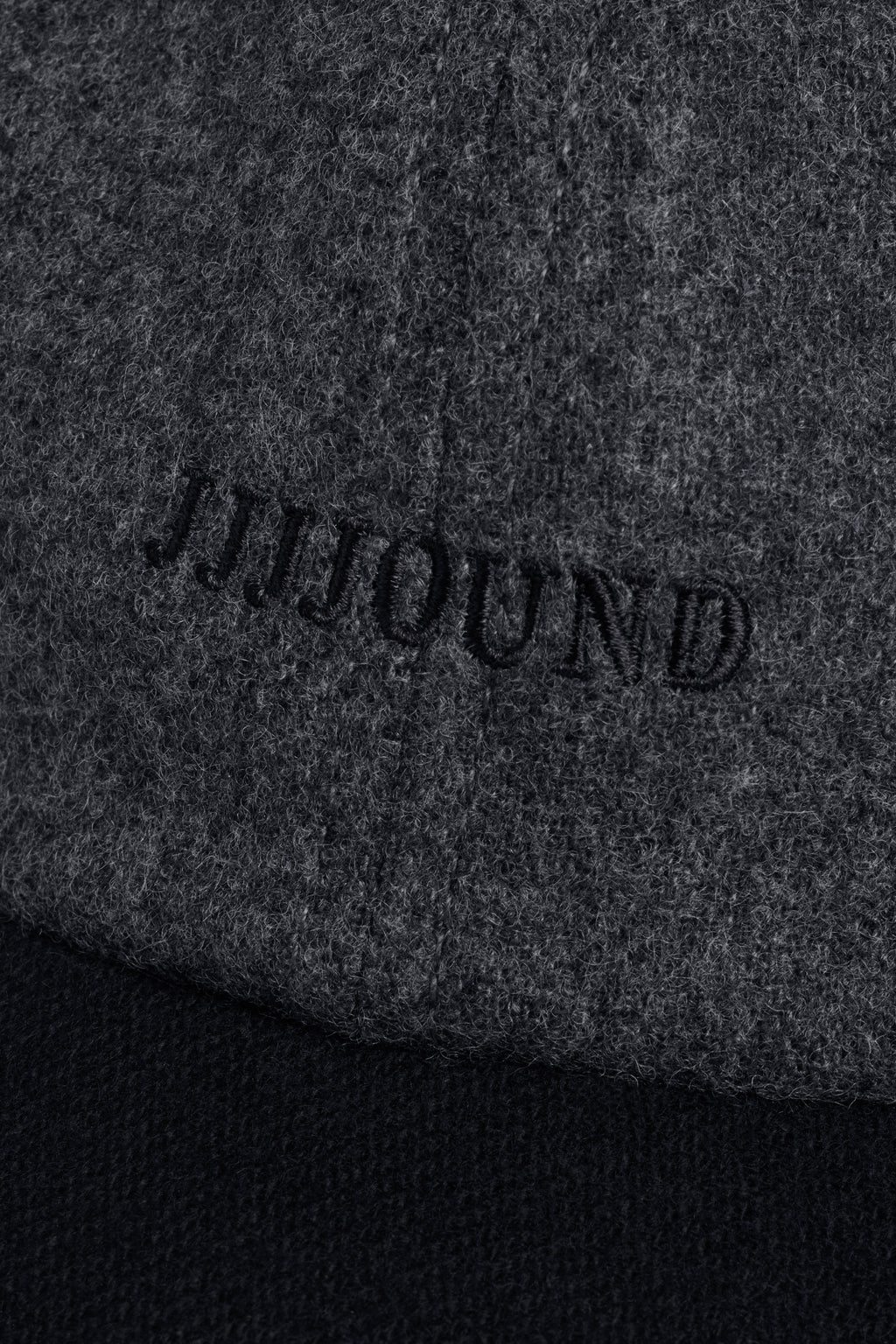 Logo Weekend Wool Cap - Black / Charcoal