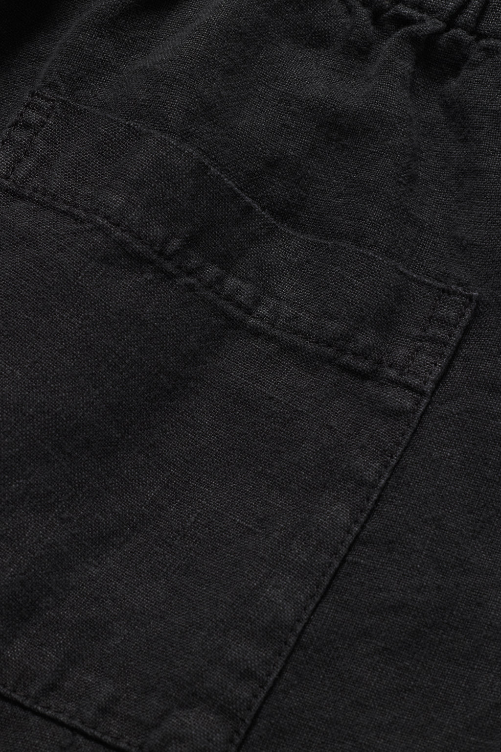 Logo Weekend Linen Short - Black