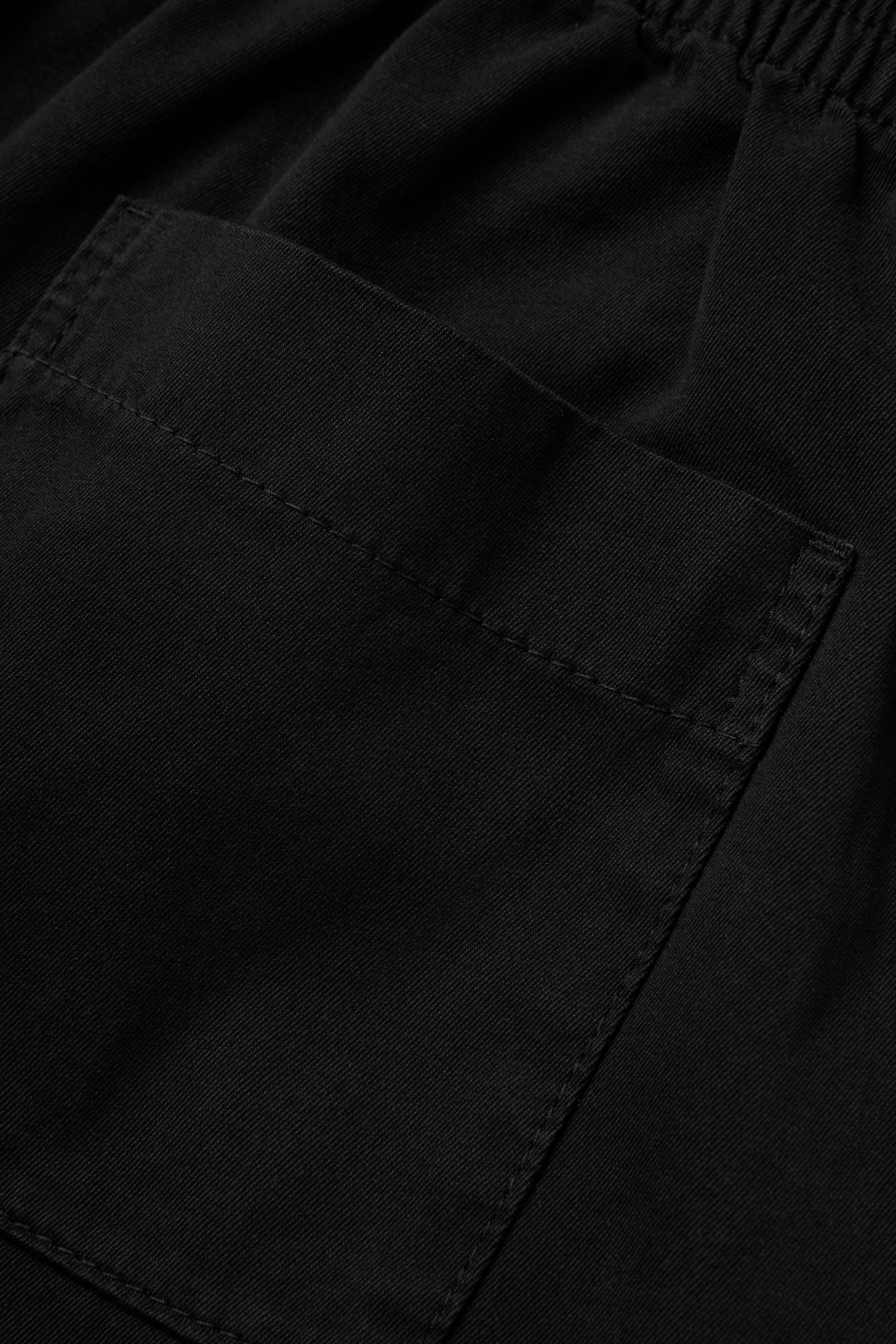 Weekend Twill Shorts - Black