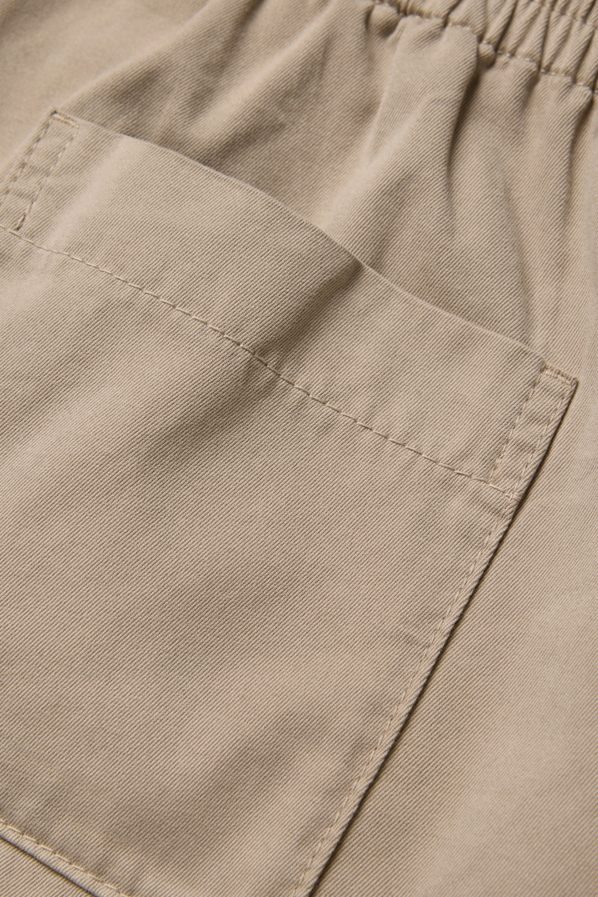 Weekend Twill Shorts - Tan